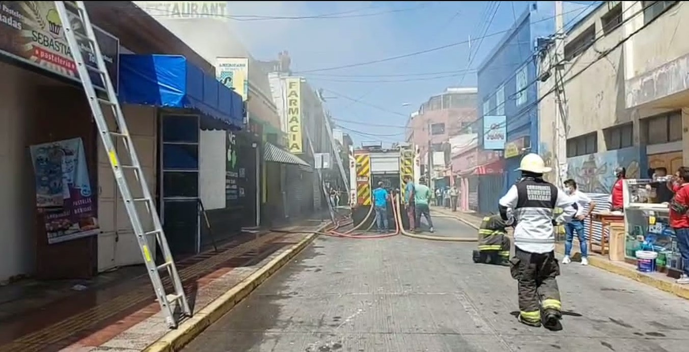 Incendio En Pleno Centro De Vallenar Afectó A Locales Comerciales Con