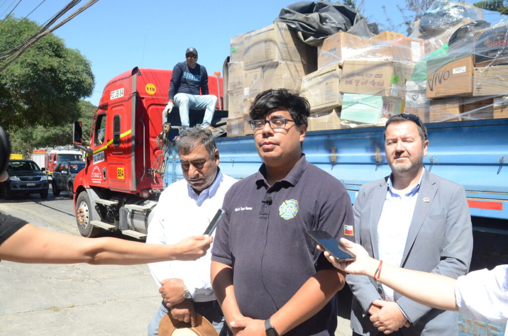 Colaboradores dela región de Atacama frente a los incendios en Viña del Mar