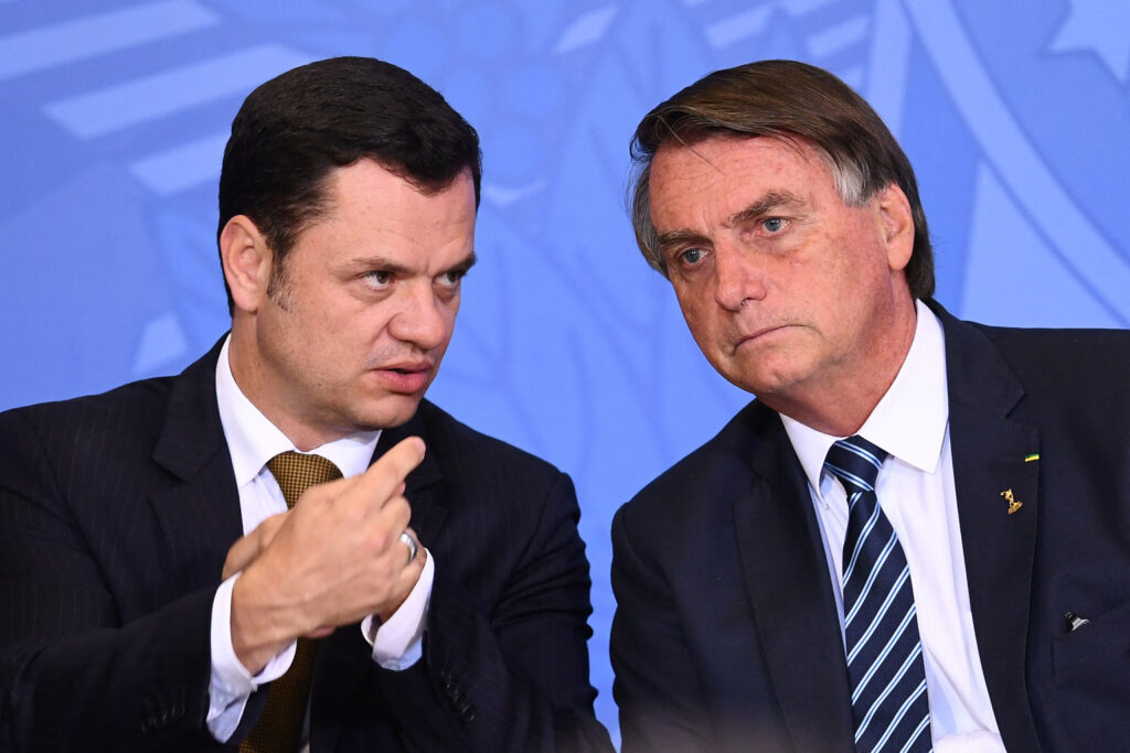 Bolsonaro y ex ministro